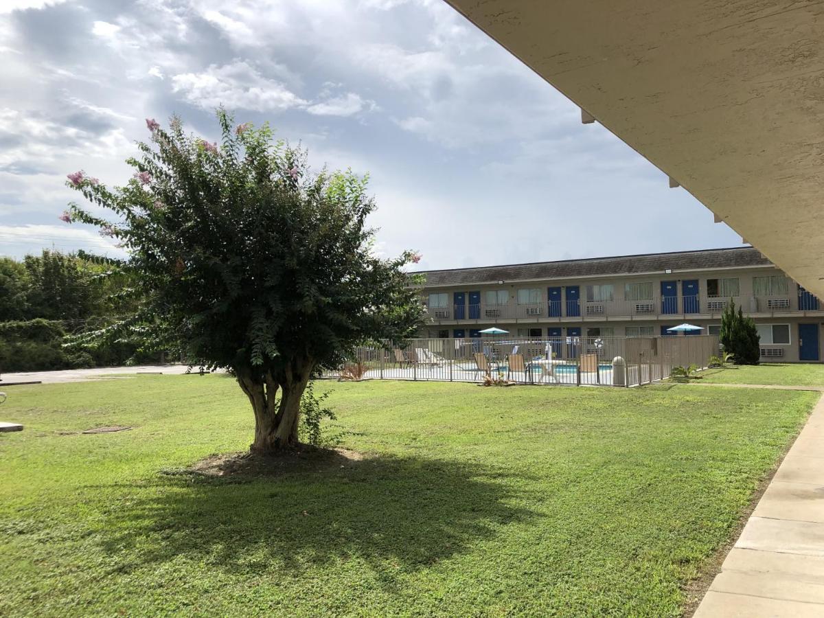 Motel 6-Clute, Tx Экстерьер фото