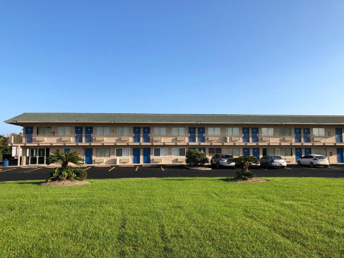 Motel 6-Clute, Tx Экстерьер фото